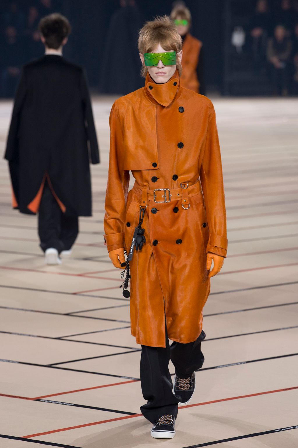 Fashion Week Paris Fall/Winter 2017 look 40 de la collection Dior Men menswear