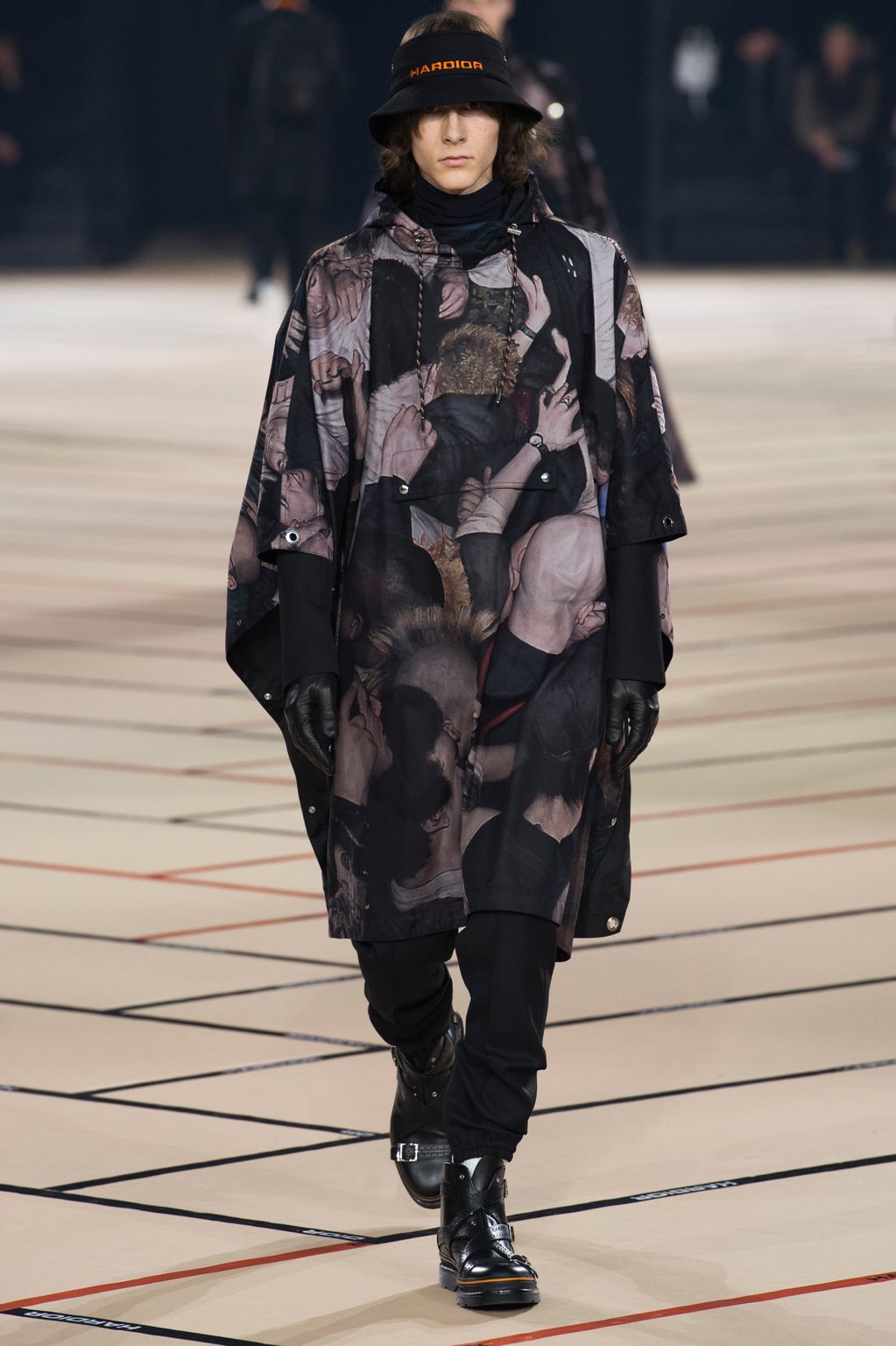 Fashion Week Paris Fall/Winter 2017 look 46 from the Dior Homme collection menswear
