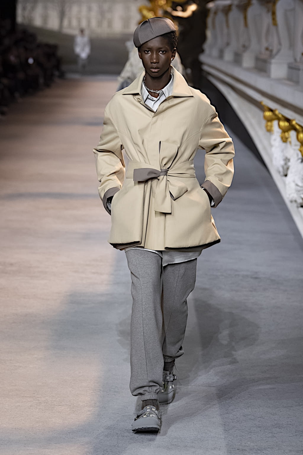 Fashion Week Paris Fall/Winter 2022 look 21 from the Dior Men collection 男装