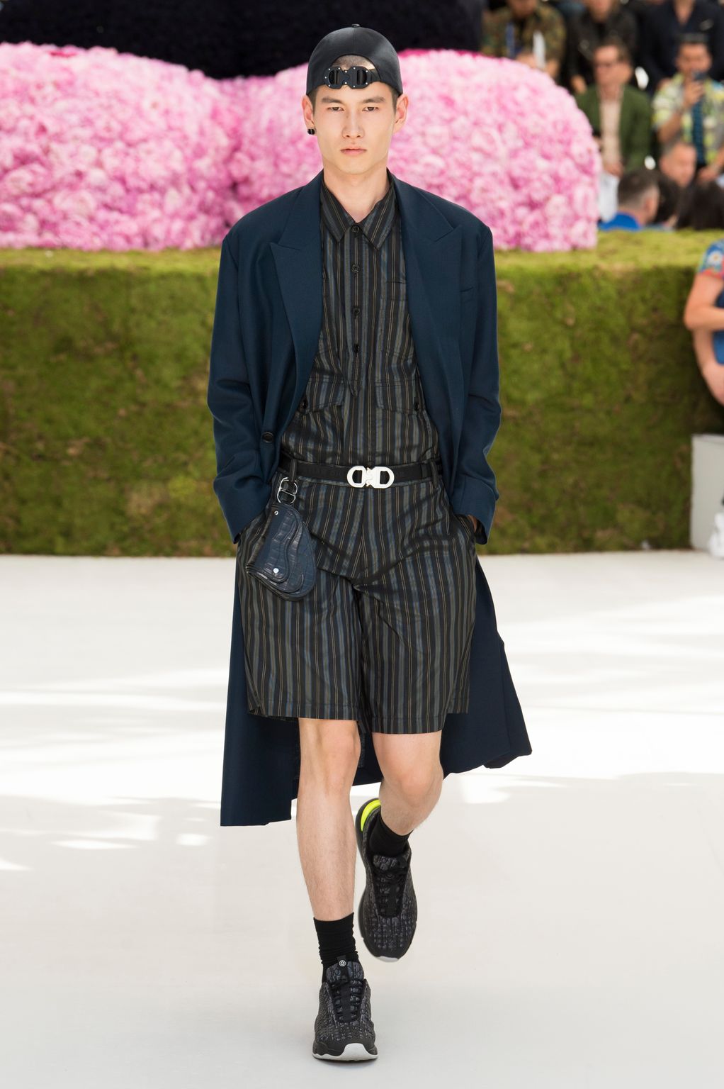Fashion Week Paris Spring/Summer 2019 look 41 from the Dior Men collection menswear