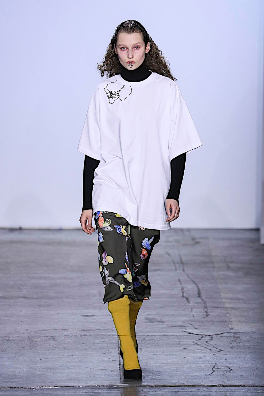 Fashion Week New York Fall/Winter 2019 look 5 from the Dirty Pineapple collection womenswear