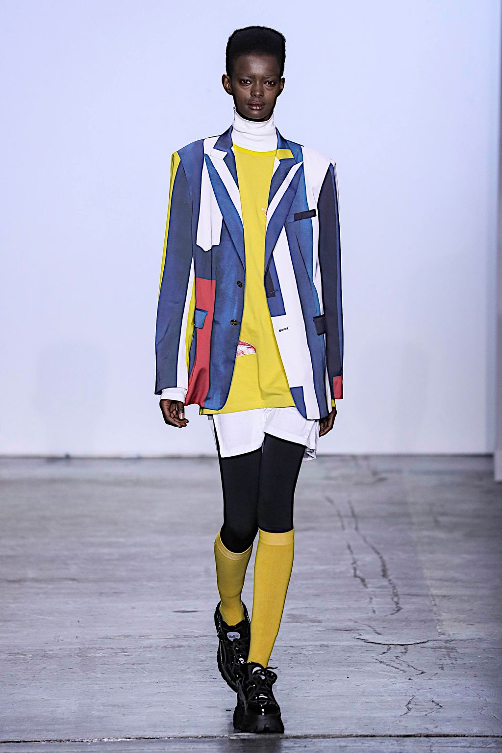 Fashion Week New York Fall/Winter 2019 look 16 from the Dirty Pineapple collection 女装