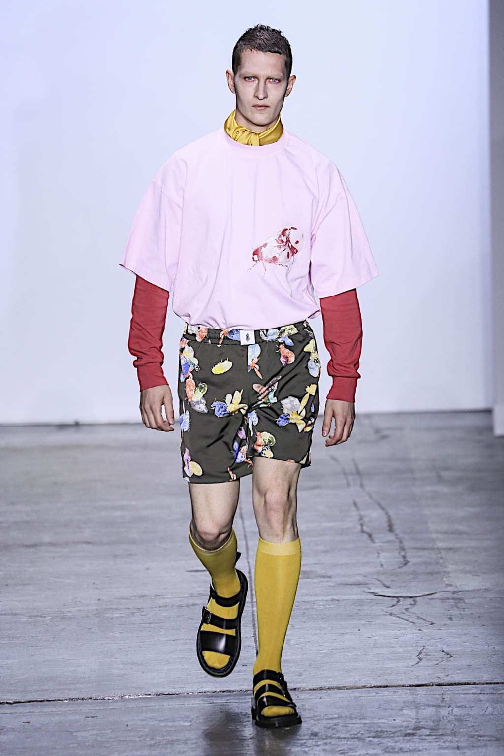 Fashion Week New York Fall/Winter 2019 look 25 from the Dirty Pineapple collection 女装