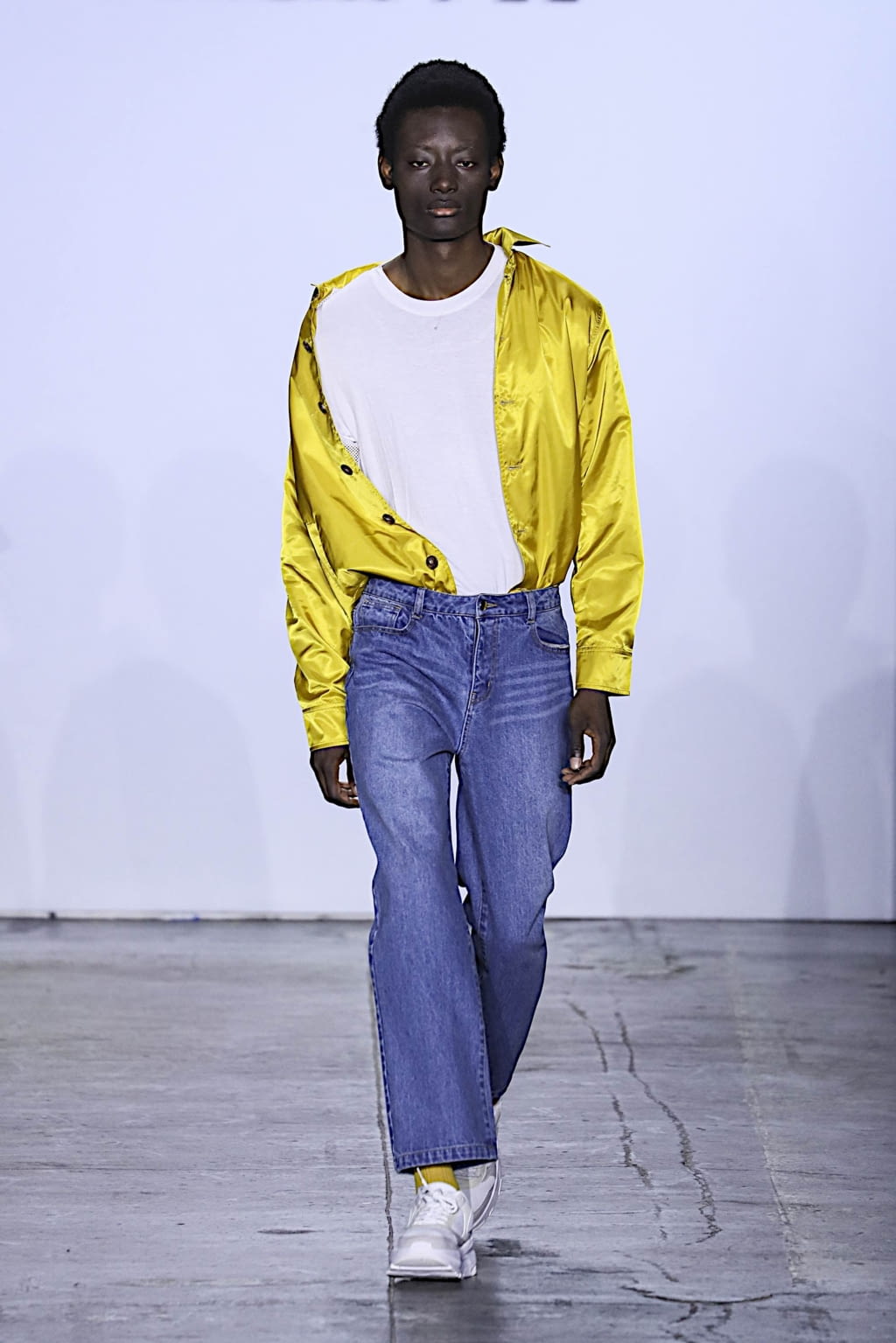 Fashion Week New York Fall/Winter 2019 look 26 from the Dirty Pineapple collection 女装