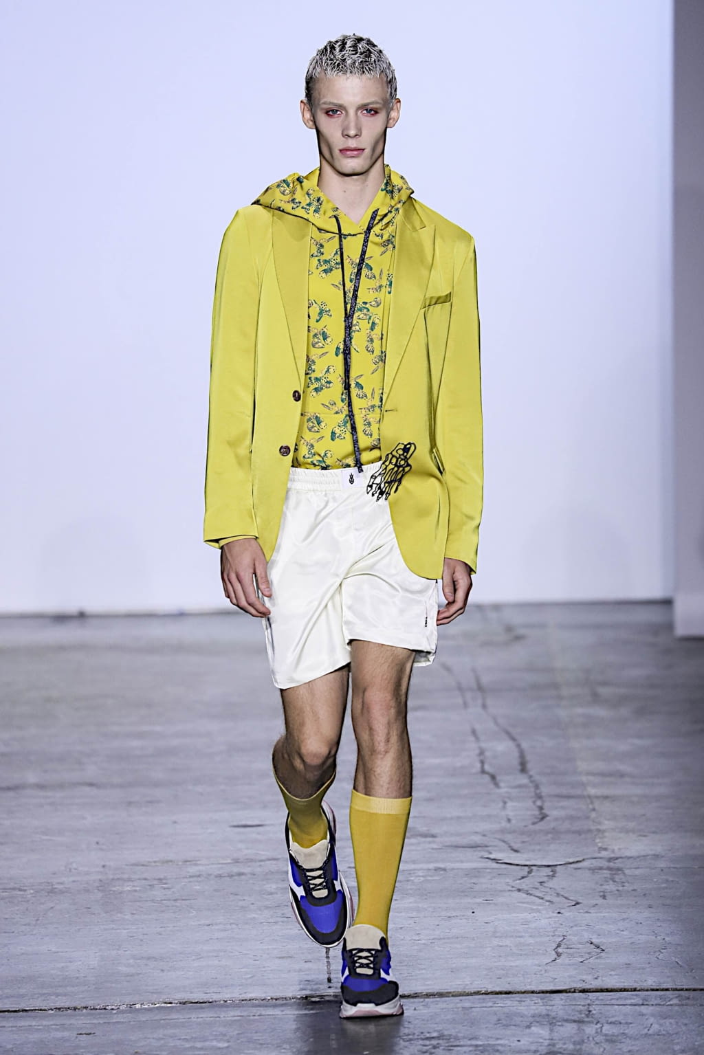 Fashion Week New York Fall/Winter 2019 look 28 from the Dirty Pineapple collection womenswear