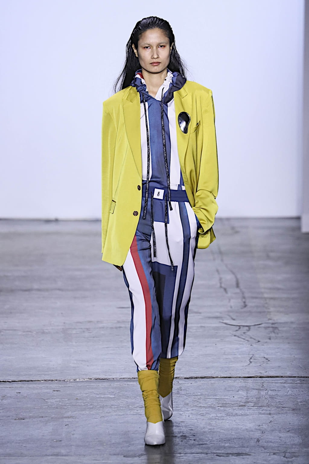 Fashion Week New York Fall/Winter 2019 look 31 from the Dirty Pineapple collection womenswear