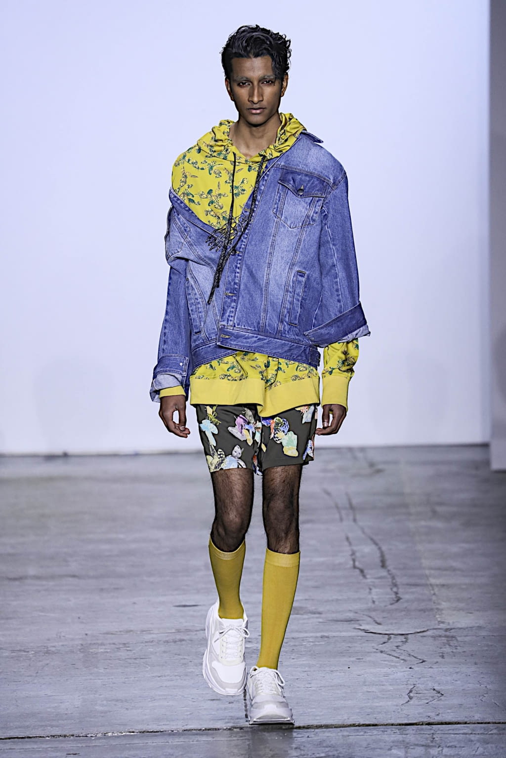Fashion Week New York Fall/Winter 2019 look 38 from the Dirty Pineapple collection womenswear