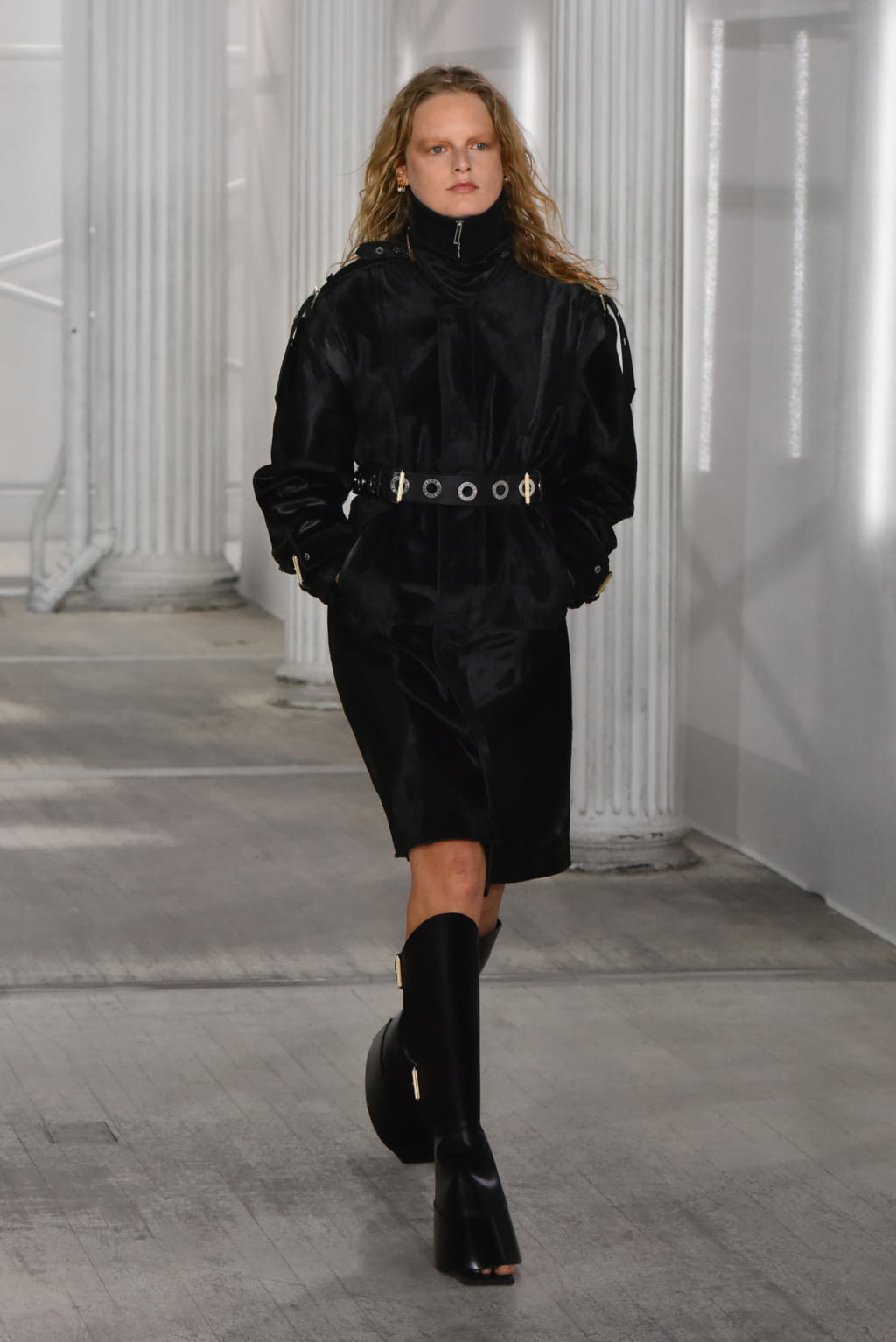 Fashion Week New York Fall/Winter 2021 look 2 de la collection Dion Lee womenswear