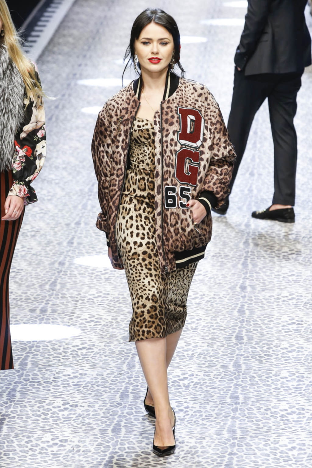 Fashion Week Milan Fall/Winter 2017 look 69 de la collection Dolce & Gabbana womenswear