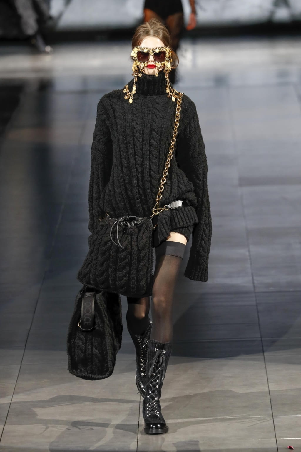 Fashion Week Milan Fall/Winter 2020 look 6 de la collection Dolce & Gabbana womenswear