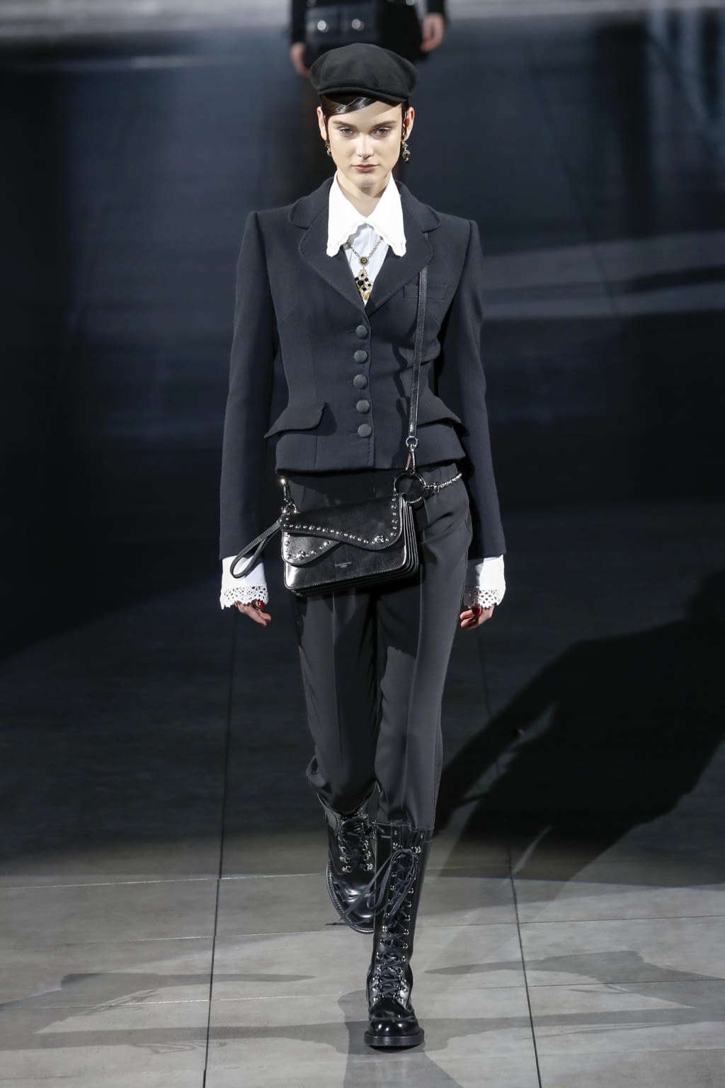 Fashion Week Milan Fall/Winter 2020 look 21 from the Dolce & Gabbana collection womenswear