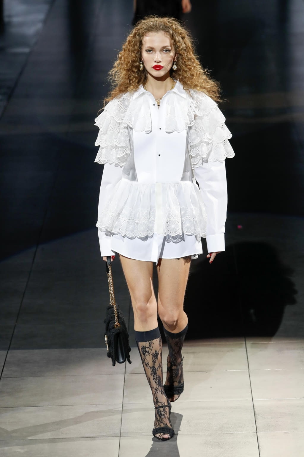 Fashion Week Milan Fall/Winter 2020 look 40 from the Dolce & Gabbana collection womenswear