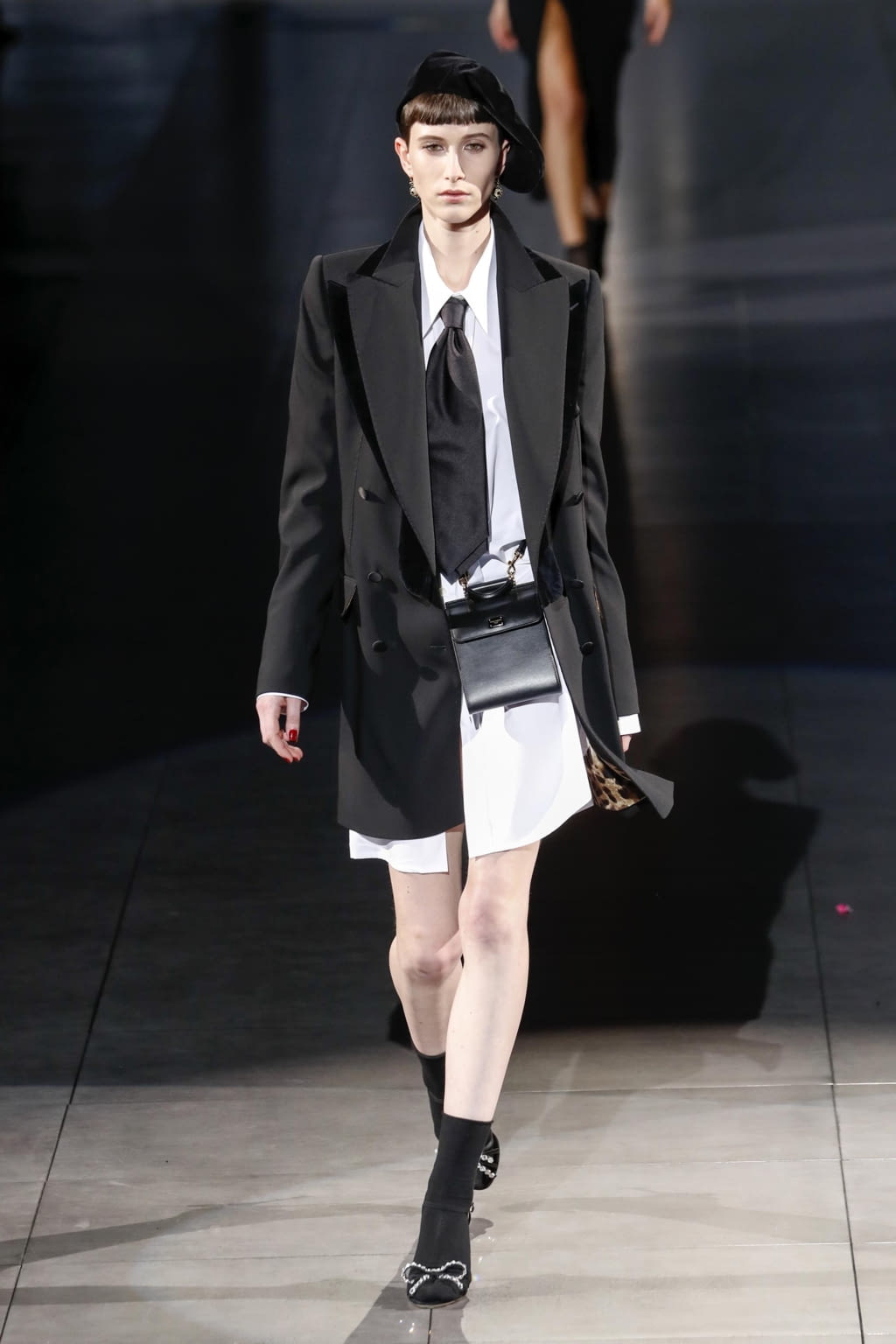 Fashion Week Milan Fall/Winter 2020 look 56 from the Dolce & Gabbana collection womenswear