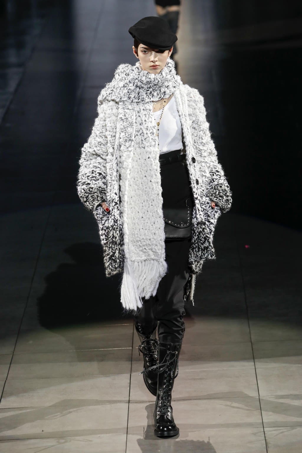 Fashion Week Milan Fall/Winter 2020 look 79 from the Dolce & Gabbana collection womenswear