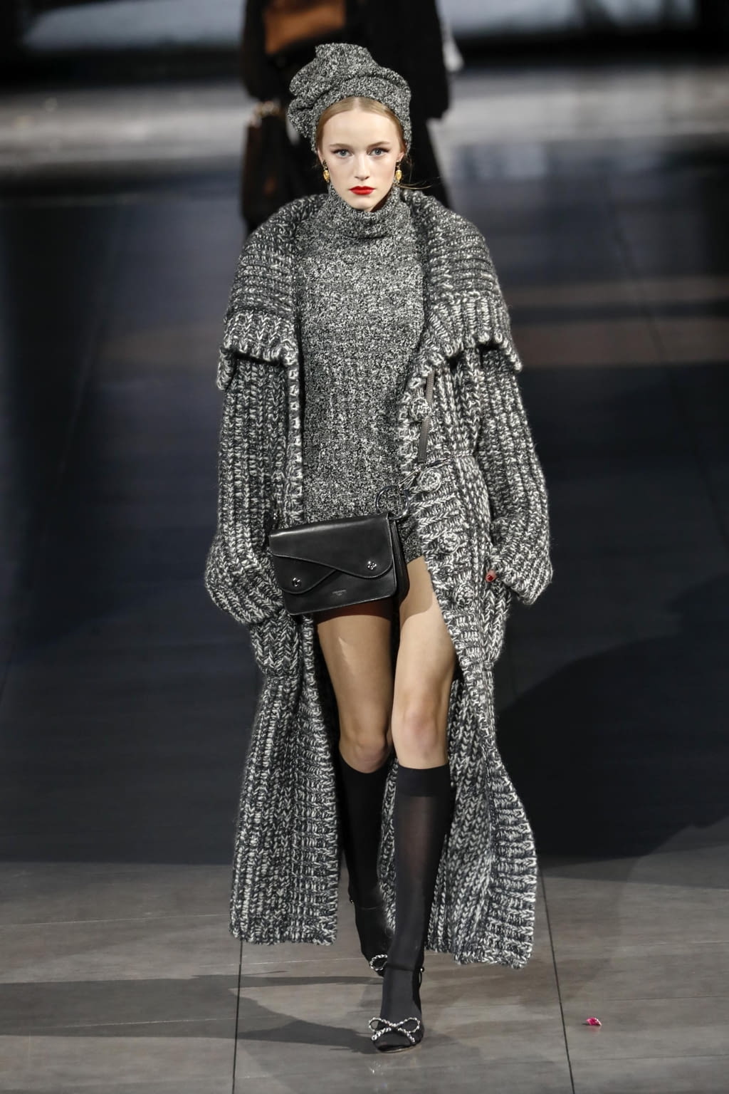 Fashion Week Milan Fall/Winter 2020 look 81 from the Dolce & Gabbana collection womenswear