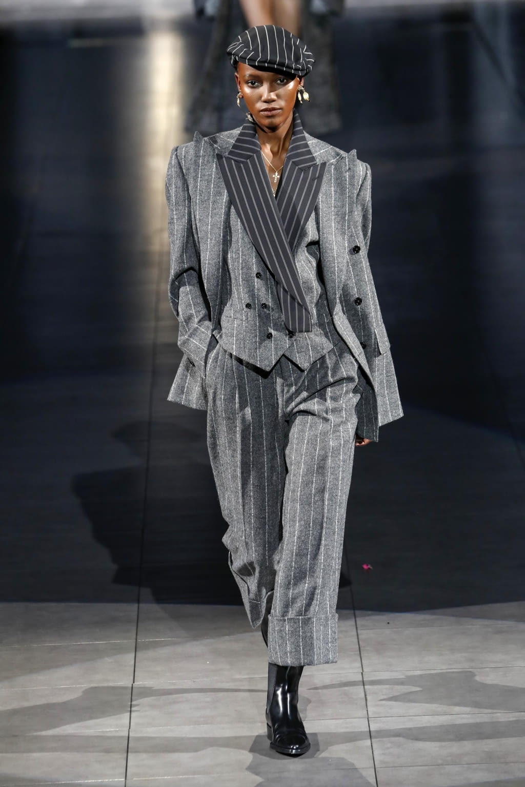 Fashion Week Milan Fall/Winter 2020 look 85 de la collection Dolce & Gabbana womenswear
