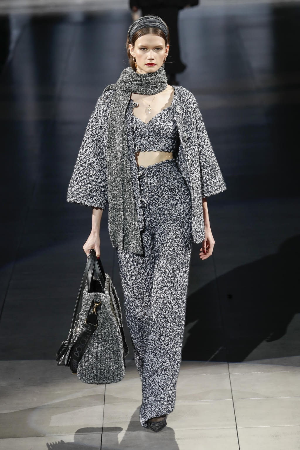 Fashion Week Milan Fall/Winter 2020 look 90 de la collection Dolce & Gabbana womenswear