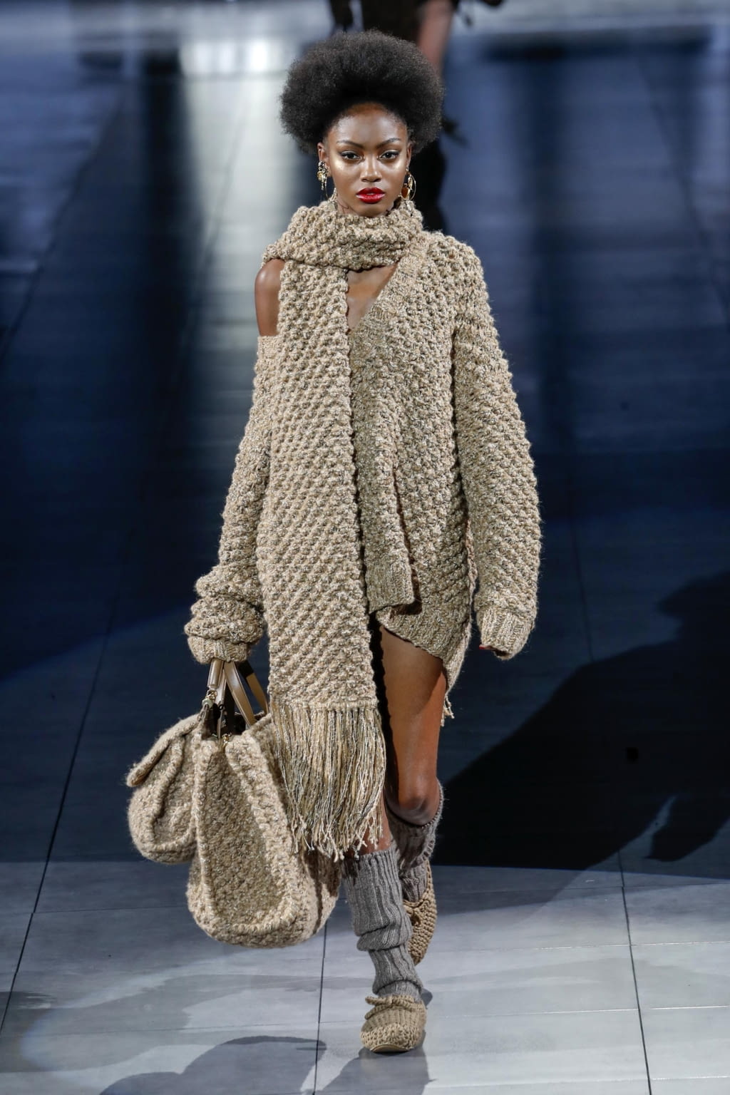 Fashion Week Milan Fall/Winter 2020 look 108 from the Dolce & Gabbana collection womenswear