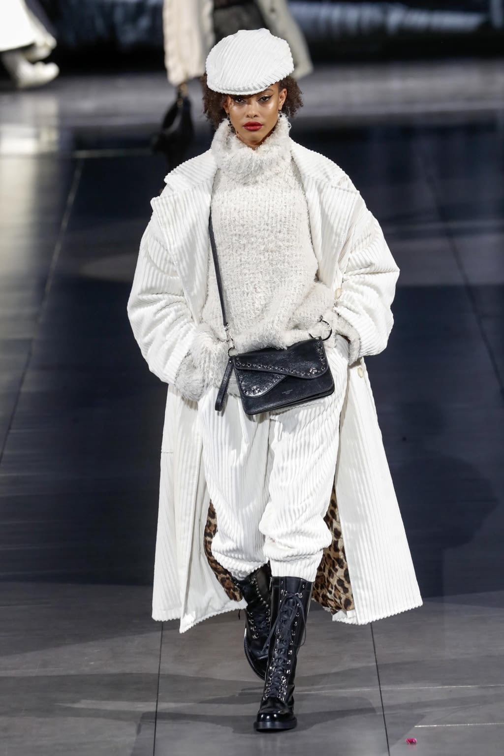 Fashion Week Milan Fall/Winter 2020 look 110 from the Dolce & Gabbana collection womenswear