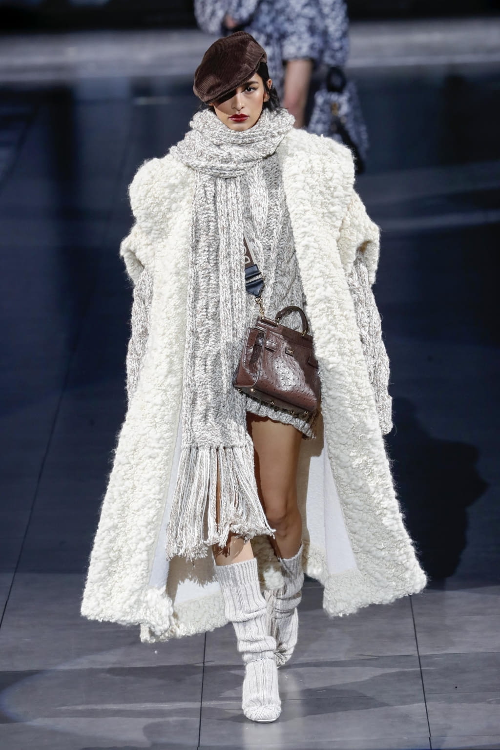 Fashion Week Milan Fall/Winter 2020 look 119 de la collection Dolce & Gabbana womenswear