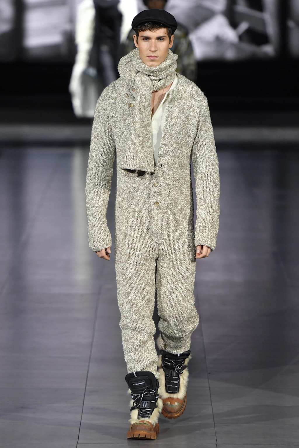 Fashion Week Milan Fall/Winter 2020 look 6 de la collection Dolce & Gabbana menswear