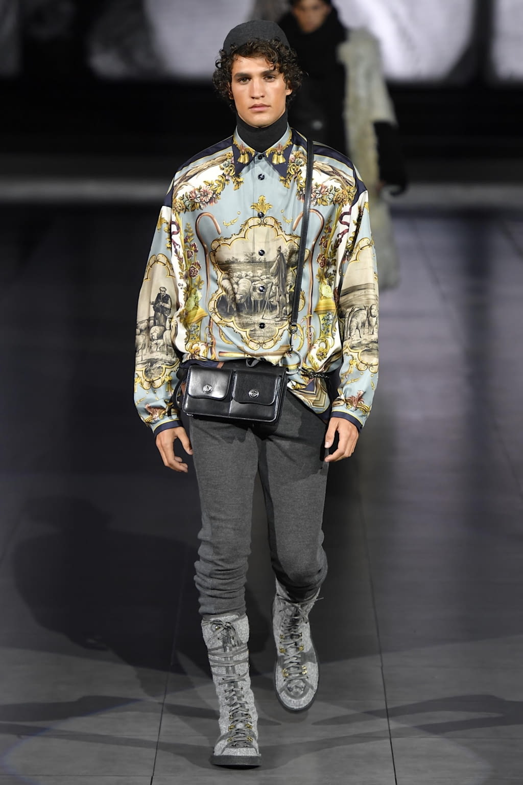 Fashion Week Milan Fall/Winter 2020 look 7 from the Dolce & Gabbana collection menswear