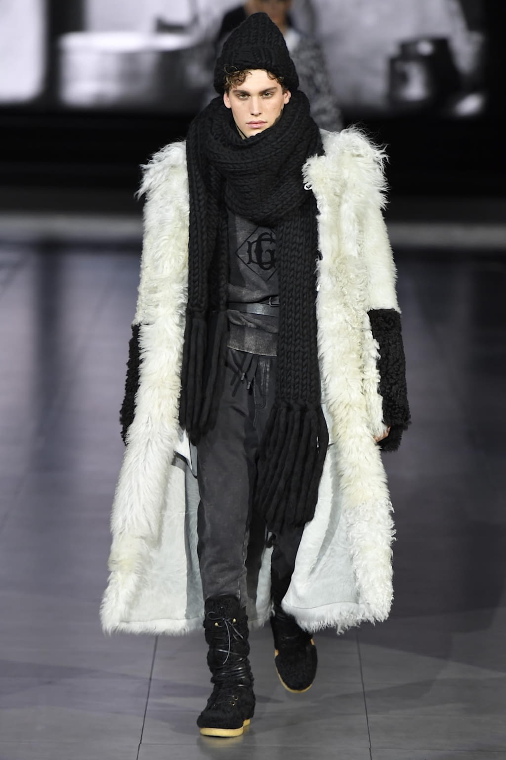 Fashion Week Milan Fall/Winter 2020 look 8 de la collection Dolce & Gabbana menswear