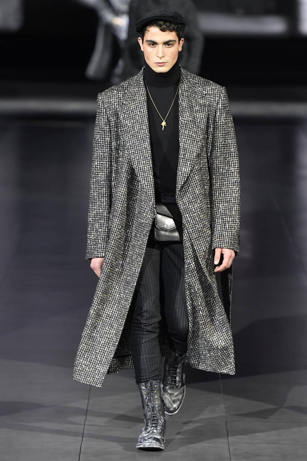 Fashion Week Milan Fall/Winter 2020 look 21 from the Dolce & Gabbana collection 男装
