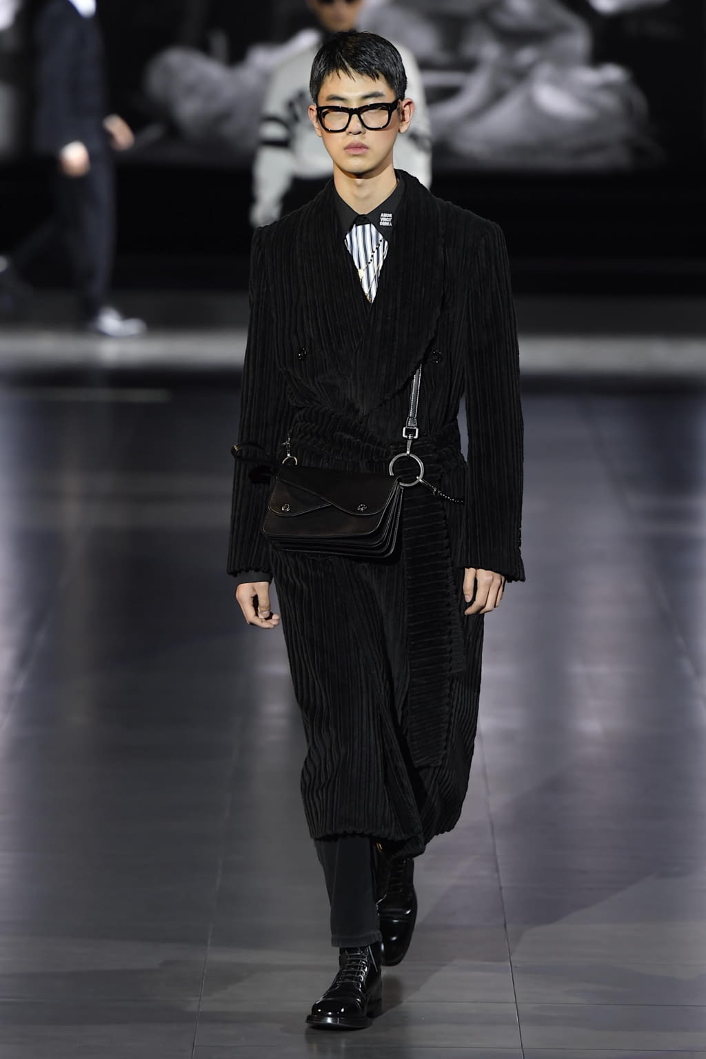 Fashion Week Milan Fall/Winter 2020 look 30 from the Dolce & Gabbana collection menswear