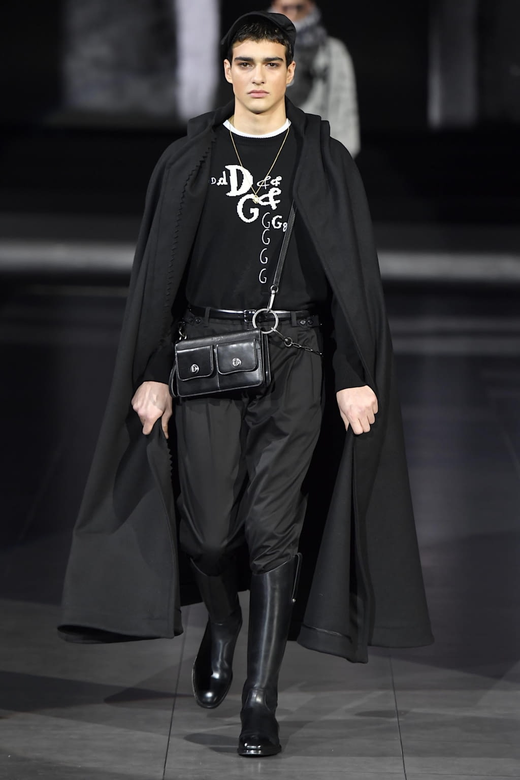 Fashion Week Milan Fall/Winter 2020 look 33 from the Dolce & Gabbana collection 男装