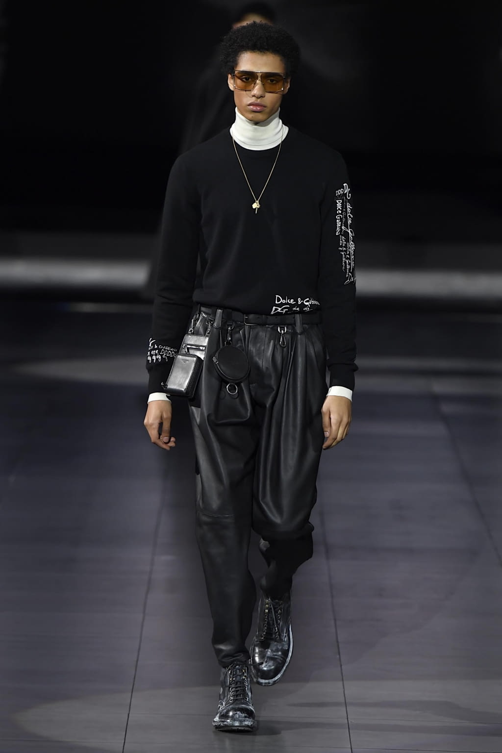 Fashion Week Milan Fall/Winter 2020 look 35 from the Dolce & Gabbana collection menswear