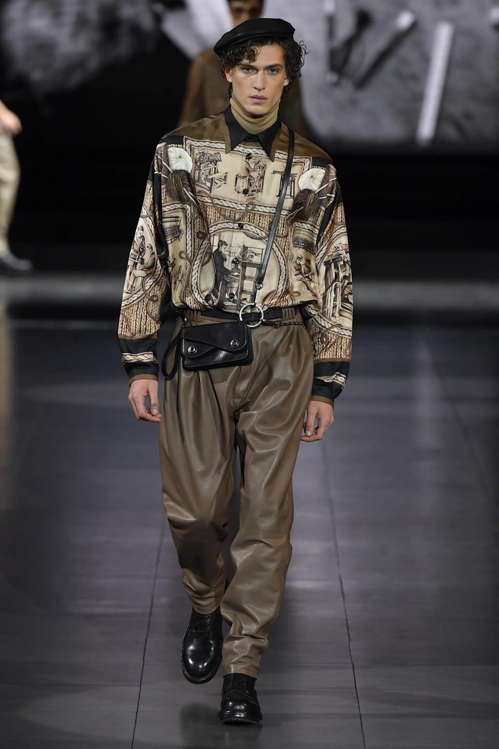 Fashion Week Milan Fall/Winter 2020 look 55 from the Dolce & Gabbana collection 男装