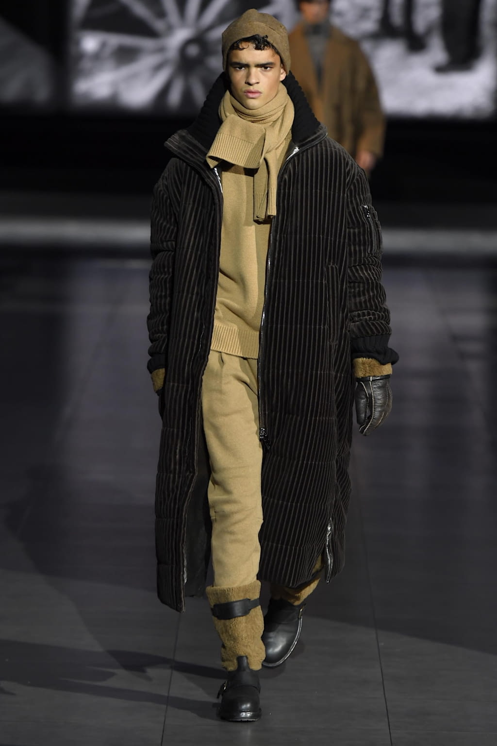 Fashion Week Milan Fall/Winter 2020 look 64 de la collection Dolce & Gabbana menswear