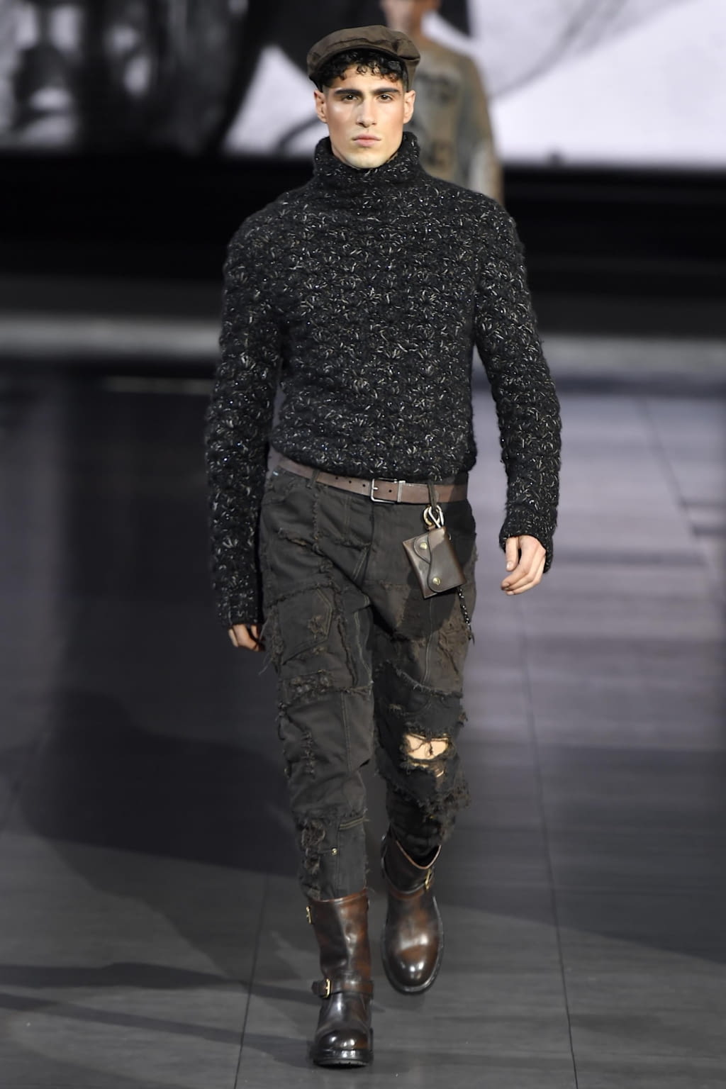 Fashion Week Milan Fall/Winter 2020 look 70 from the Dolce & Gabbana collection menswear