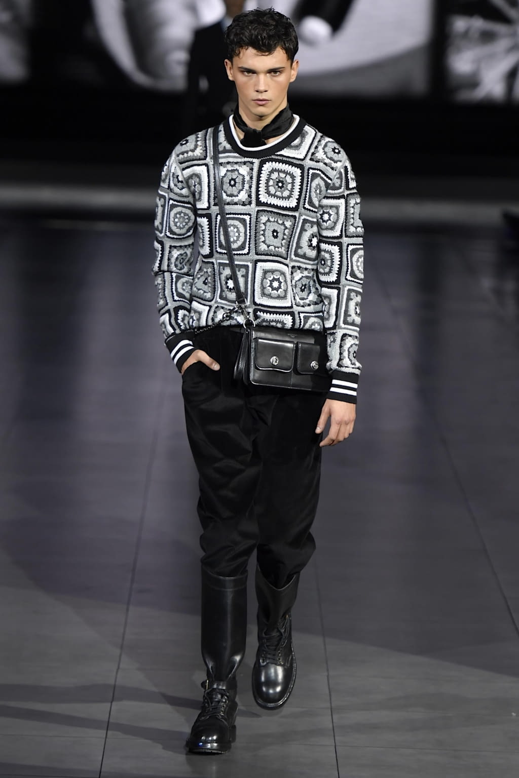 Fashion Week Milan Fall/Winter 2020 look 94 from the Dolce & Gabbana collection 男装