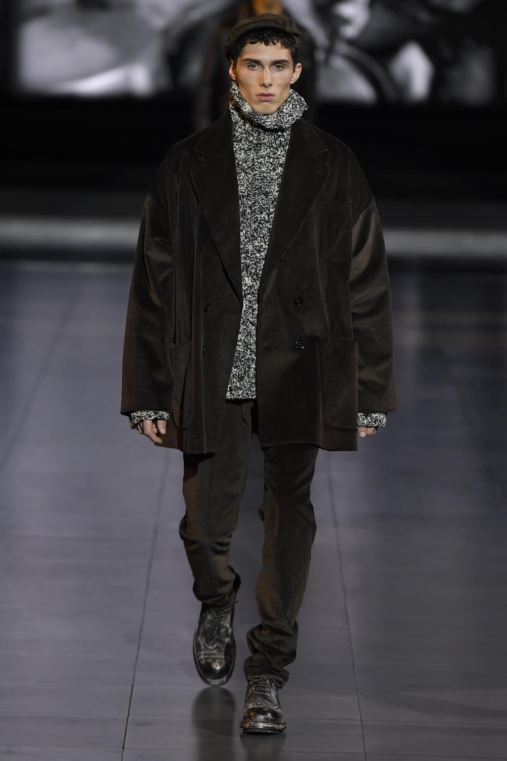 Fashion Week Milan Fall/Winter 2020 look 109 from the Dolce & Gabbana collection menswear