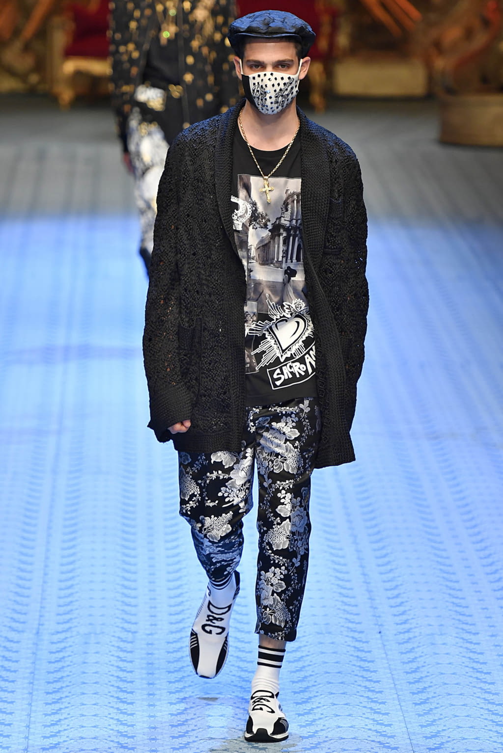 Fashion Week Milan Spring/Summer 2019 look 15 from the Dolce & Gabbana collection menswear