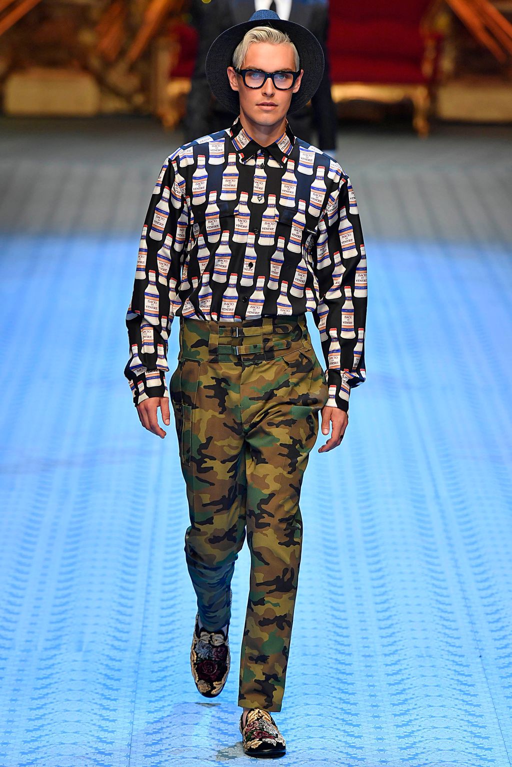Fashion Week Milan Spring/Summer 2019 look 40 from the Dolce & Gabbana collection 男装