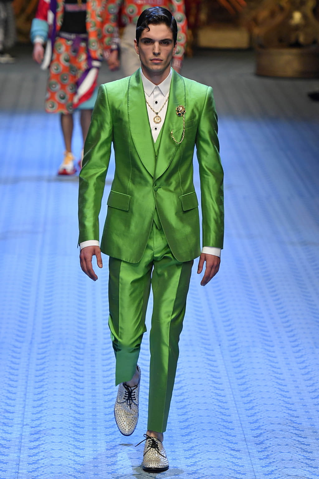 Fashion Week Milan Spring/Summer 2019 look 75 from the Dolce & Gabbana collection menswear