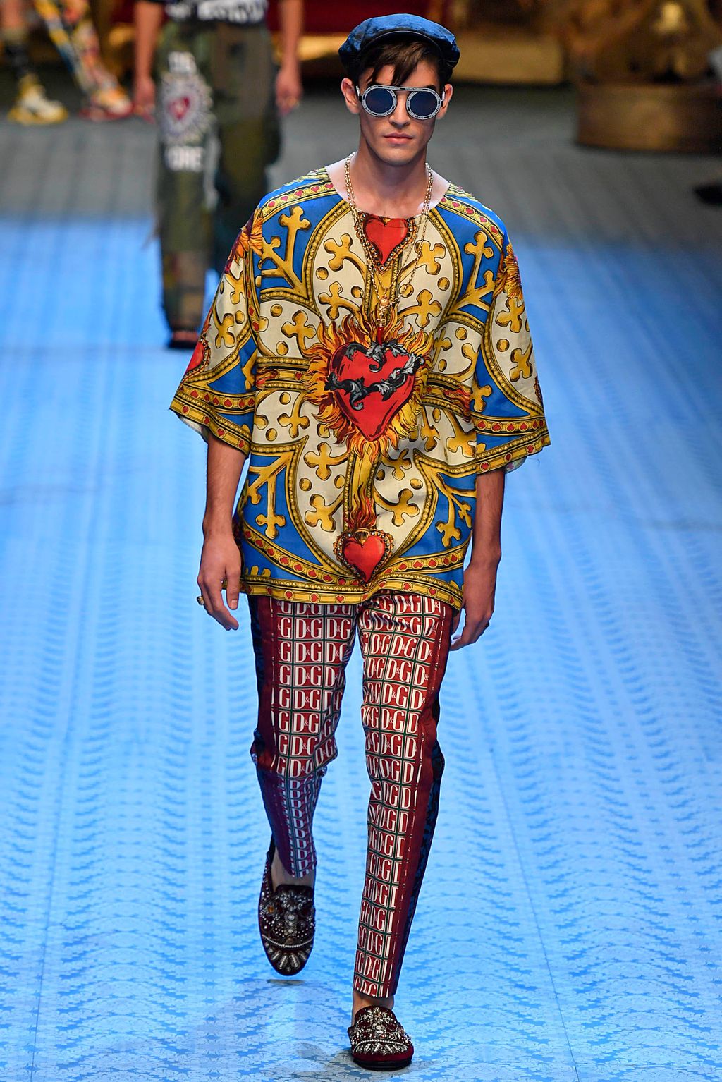 Fashion Week Milan Spring/Summer 2019 look 100 from the Dolce & Gabbana collection menswear