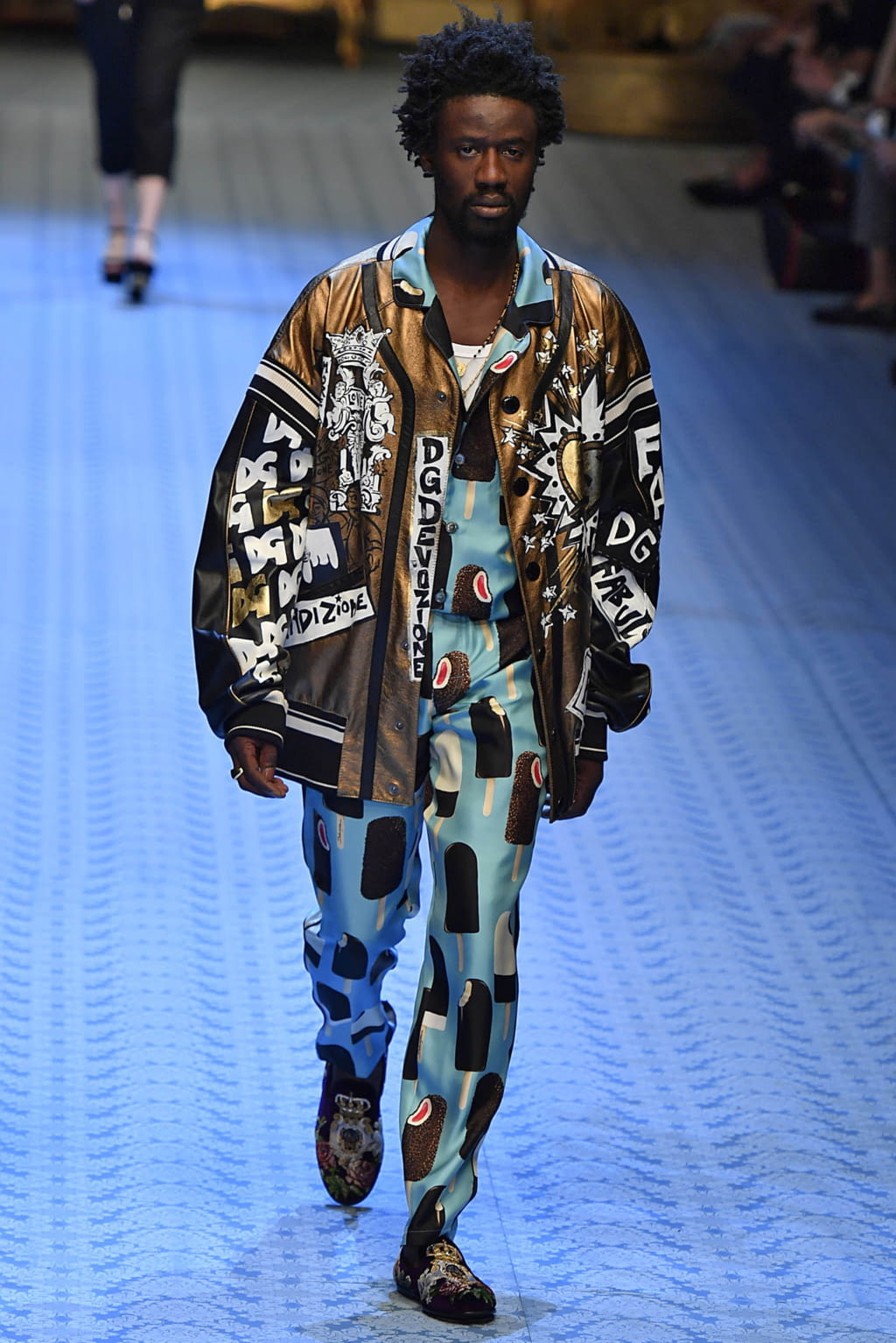 Fashion Week Milan Spring/Summer 2019 look 114 from the Dolce & Gabbana collection menswear