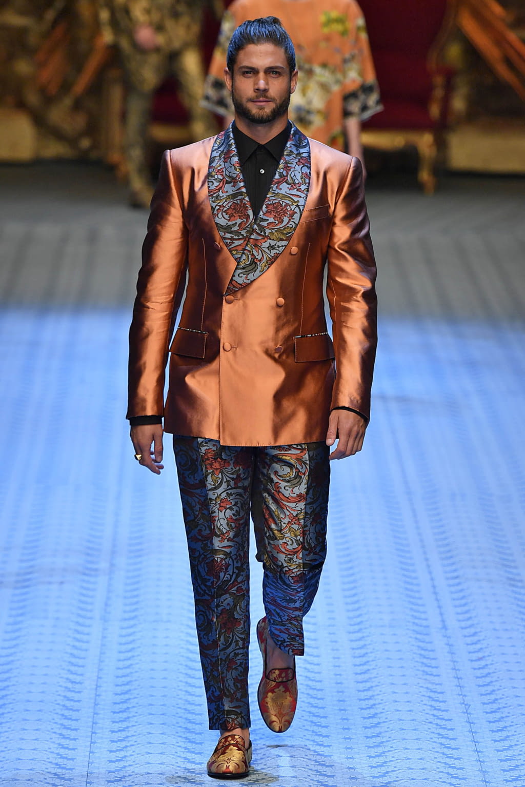 Fashion Week Milan Spring/Summer 2019 look 124 from the Dolce & Gabbana collection 男装