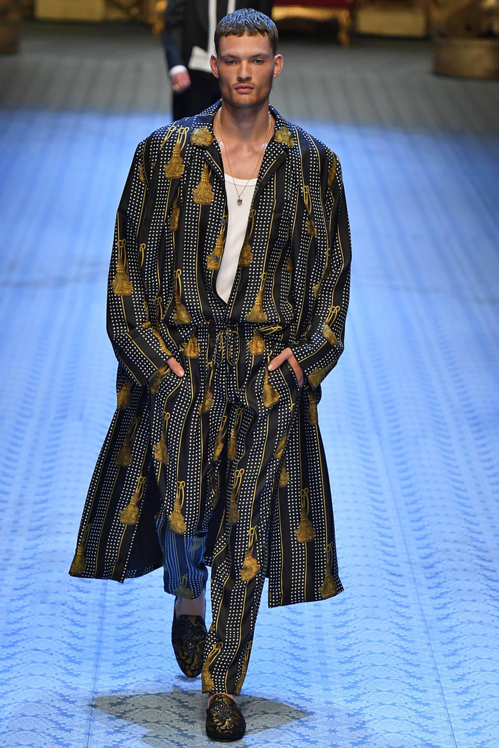 Fashion Week Milan Spring/Summer 2019 look 136 from the Dolce & Gabbana collection 男装