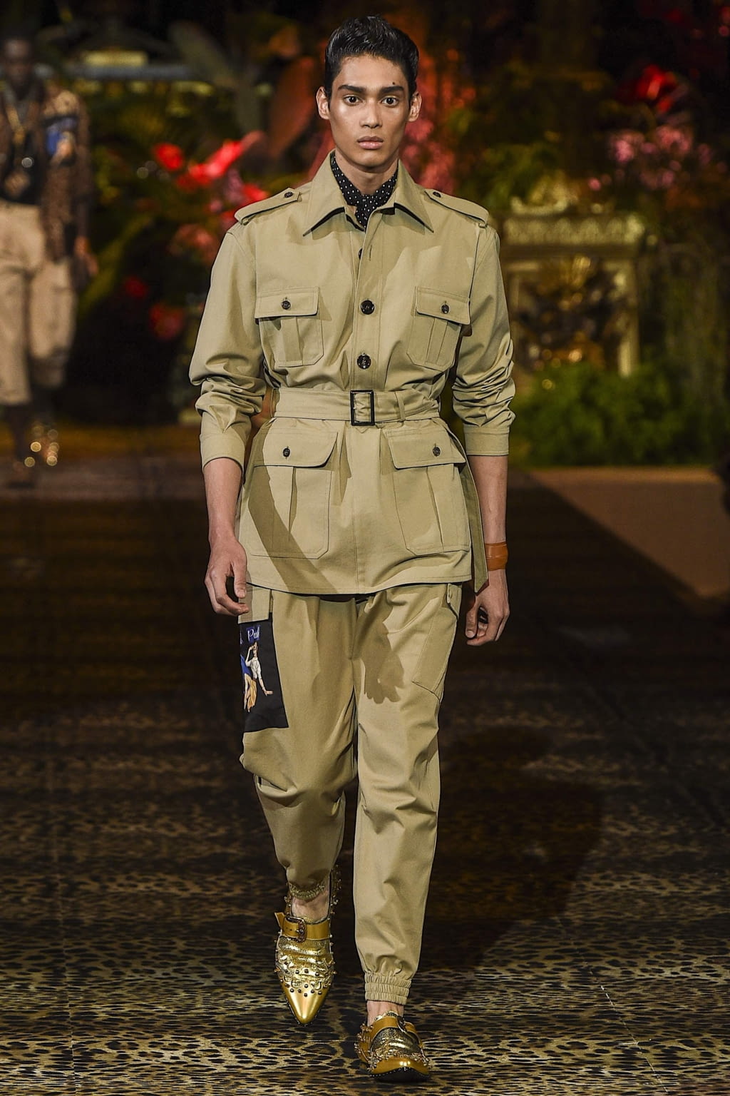 Fashion Week Milan Spring/Summer 2020 look 8 from the Dolce & Gabbana collection menswear