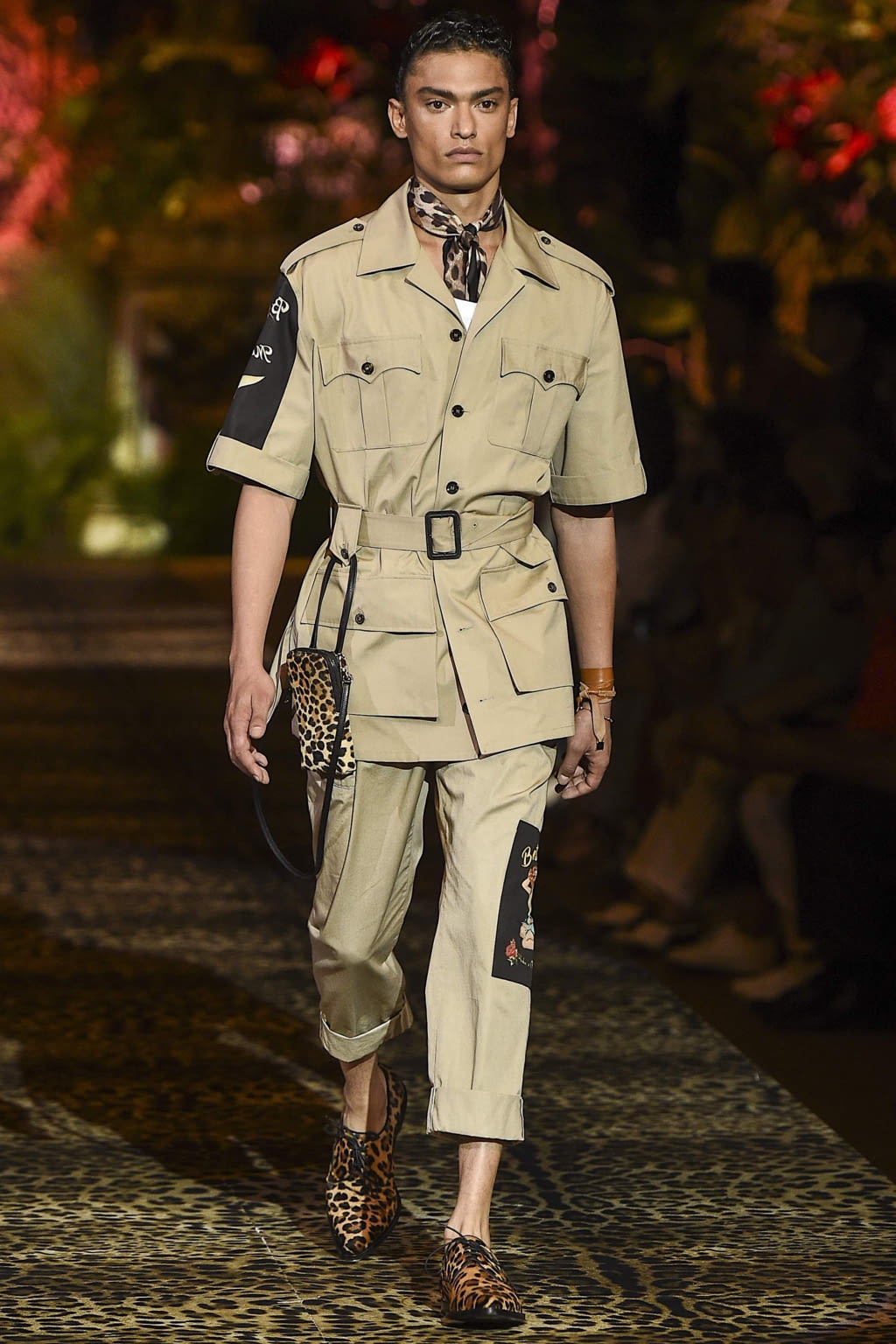 Fashion Week Milan Spring/Summer 2020 look 10 from the Dolce & Gabbana collection menswear