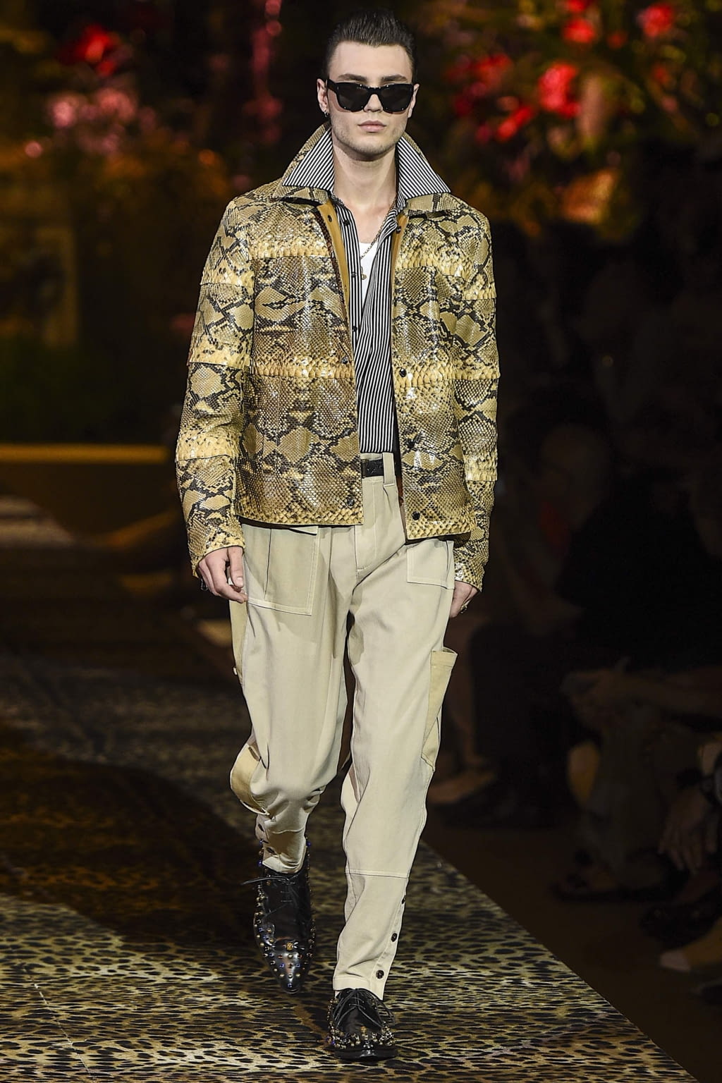 Fashion Week Milan Spring/Summer 2020 look 16 from the Dolce & Gabbana collection menswear