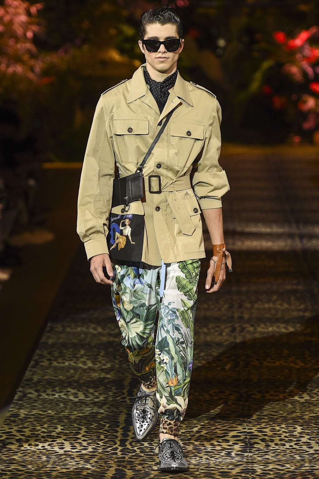 Fashion Week Milan Spring/Summer 2020 look 18 from the Dolce & Gabbana collection menswear