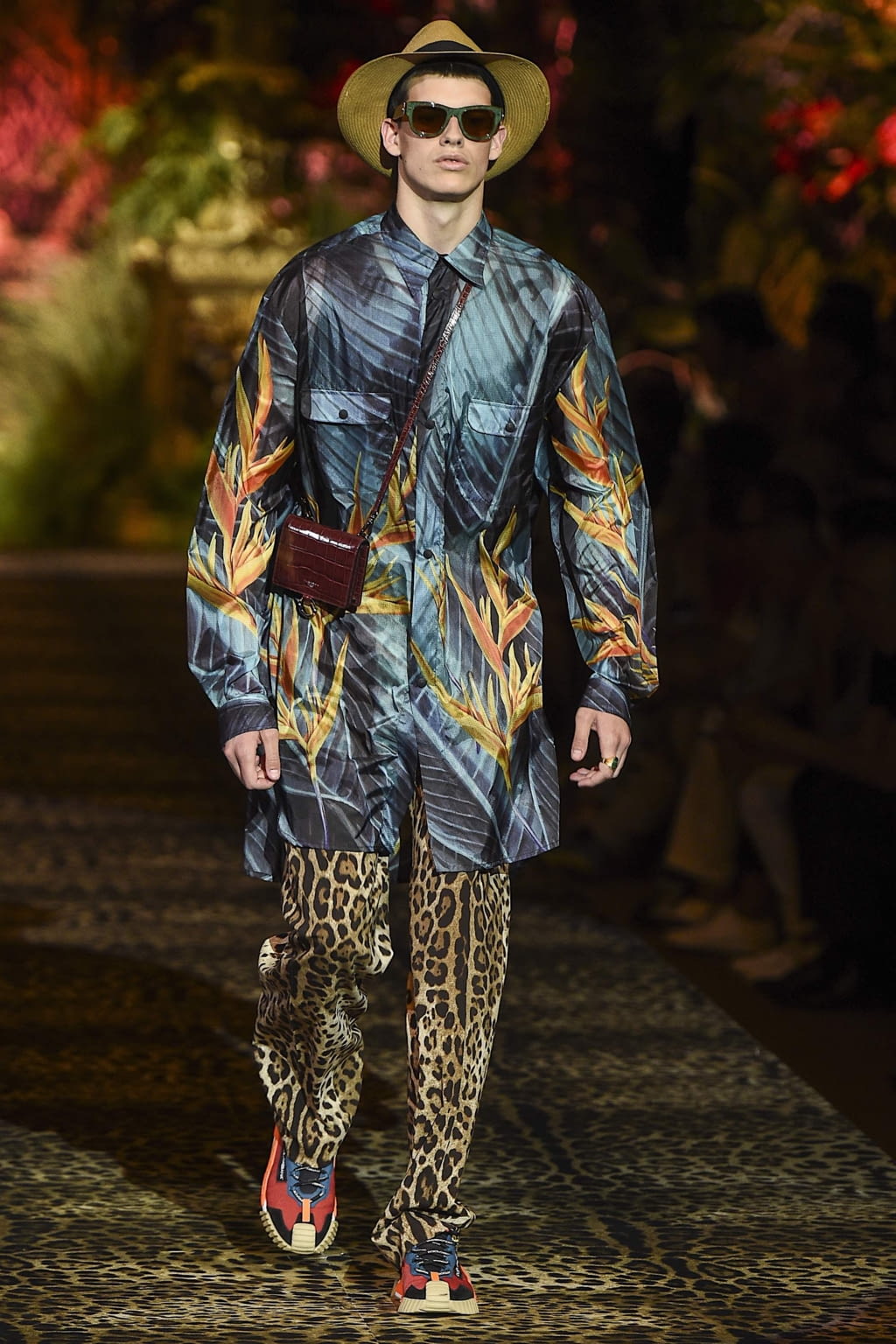 Fashion Week Milan Spring/Summer 2020 look 28 from the Dolce & Gabbana collection 男装