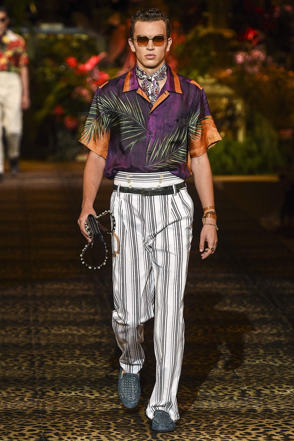 Fashion Week Milan Spring/Summer 2020 look 35 from the Dolce & Gabbana collection menswear