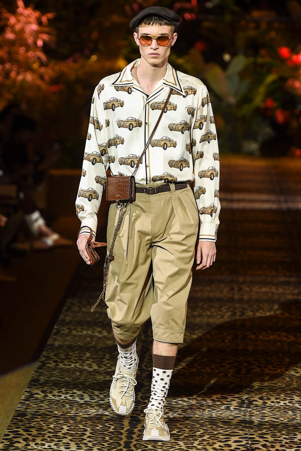 Fashion Week Milan Spring/Summer 2020 look 45 from the Dolce & Gabbana collection menswear